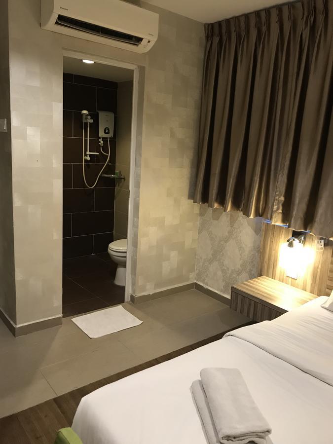 Victory Hotel Johor Bahru Exterior foto
