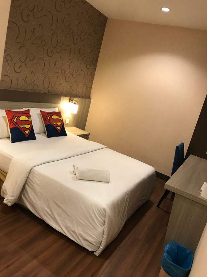 Victory Hotel Johor Bahru Exterior foto